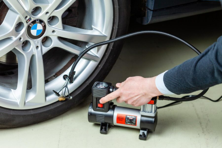 Compresor Premium Cu Lampa Led 12V [1]