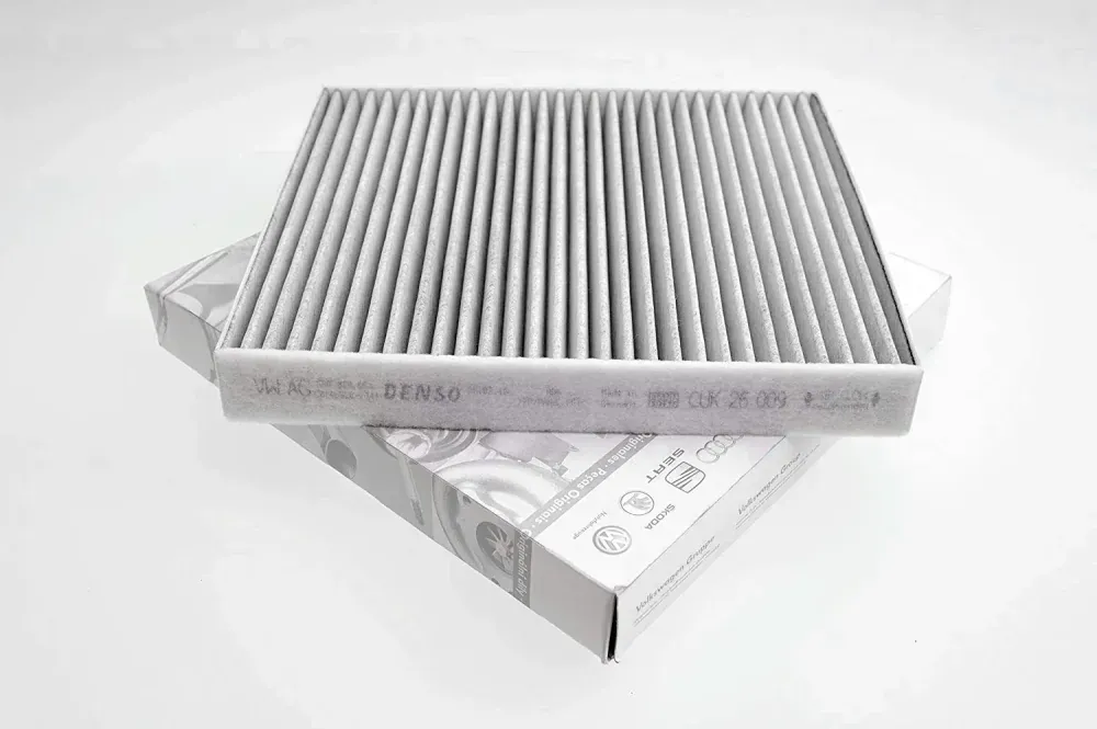 Piese auto - Filtru habitaclu carbon activ OE VW 5Q0819644