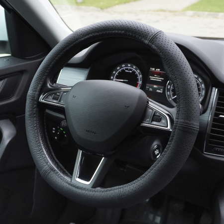 ACCESORII AUTO INTERIOR - Husa Volan Piele Naturala Perforata Negru 39-41 Cm
