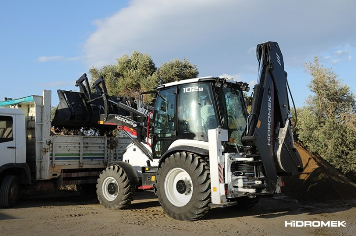Buldoexcavator Hidromek HMK 102 B Alpha – 75 CP, 9.24T, diesel performant [5]