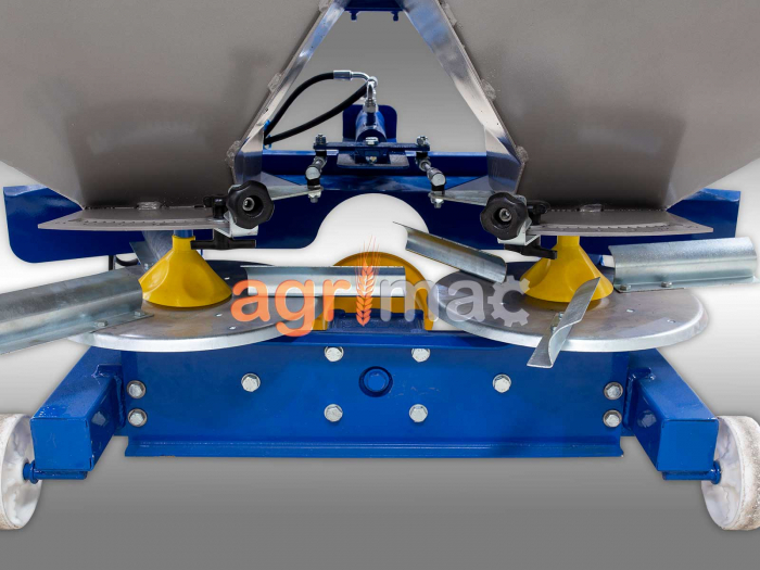 Distribuitor îngrășăminte cu 2 discuri și sărăriță hidraulică 2L1200H – 1200L, 18-20m [9]