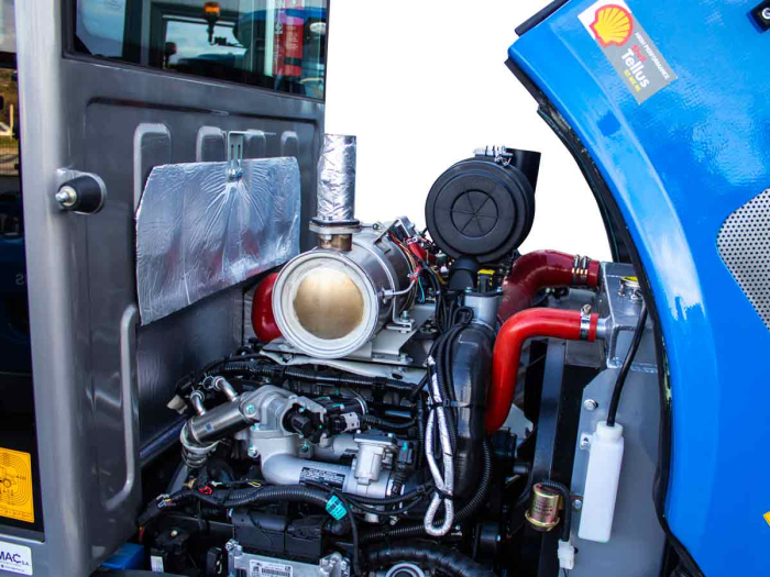 Mini încărcător frontal 60 CP, 1600 kg [18]