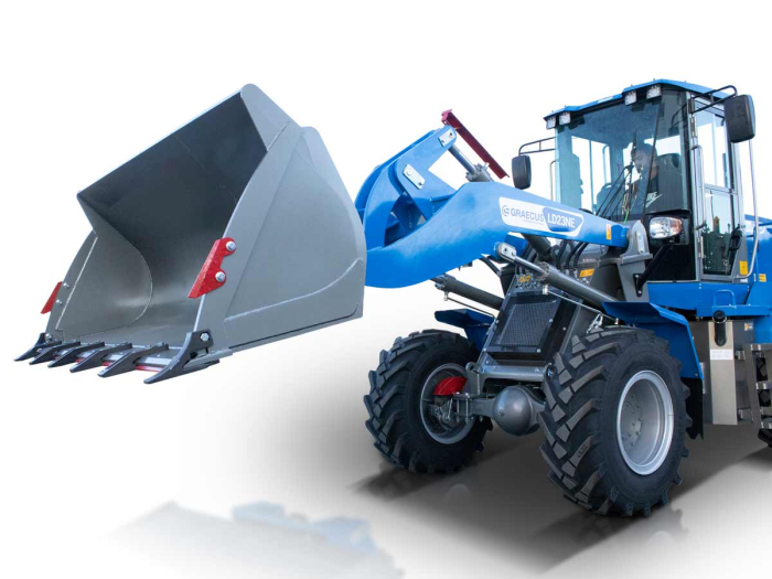 LD23 Cab – Încărcător frontal articulat 4×4, motor 75 CP, cabină climatizată, 2300 kg sarcină, cupă 2050 mm [11]