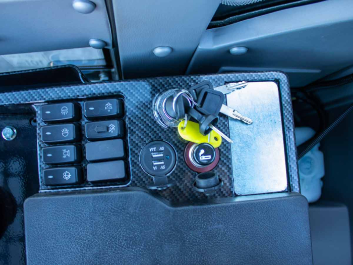 Mini încărcător frontal telescopic 60 CP, 2800 kg [14]