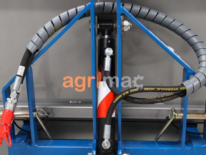 Lada suspendată ranforsată KM160, 550 kg, prindere în 3 puncte [10]