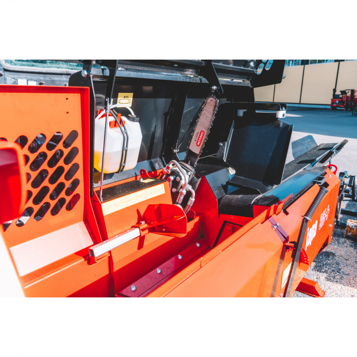 Japa 315+ BES – Procesator de lemn profesional, motor Honda 13 CP, cu șasiu rutier [2]