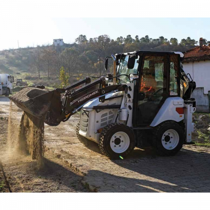 Mini Buldoexcavator cu roti Hidromek, 5 tone, motor Kubota 65 cp, AC, HMK 62 SS [2]