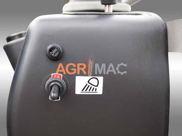 Mini Excavator cu Motor Diesel Koop KD192, Greutate 1.15 Tone, 10 CP [9]