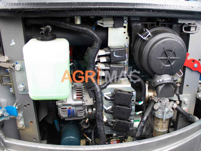 Miniexcavator EB15 16 CP Motor KUBOTA D902 Diesel, 3 cilindrii, sistem rotire hidraulic EATON [8]