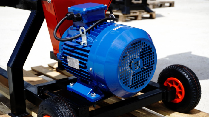REMET RE 120 – tocător crengi electric 7.5 kW [10]