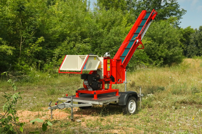 Tocator de crengi pentru lemn de foc cu banda transportoare Arpal AM-120BD-K MAX [7]