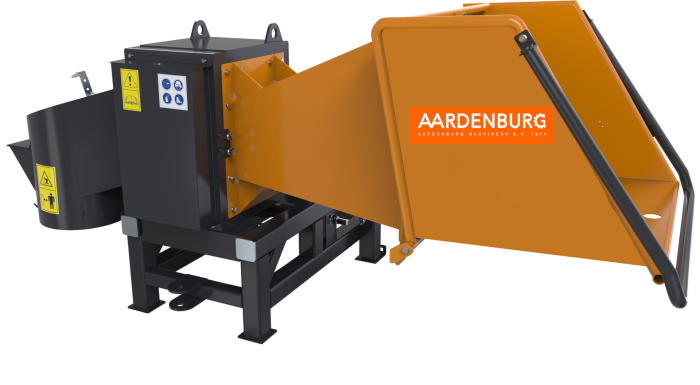 Tocător de lemn Brensel M, PTO 50 CP, cu suport sac colector [2]