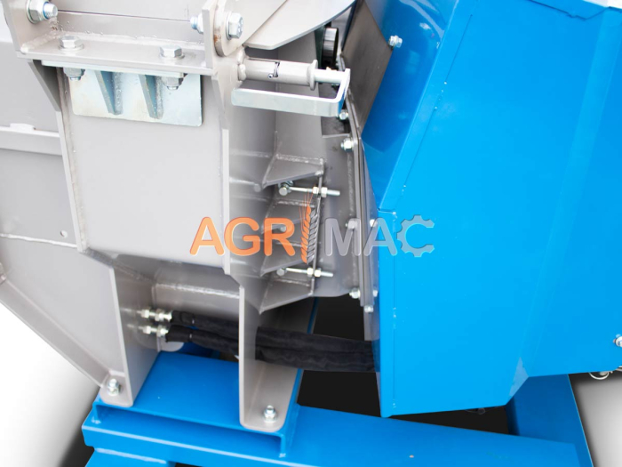 Tocător de crengi Graecus KT26R, PTO 70–120 CP, diametru 260 mm [20]