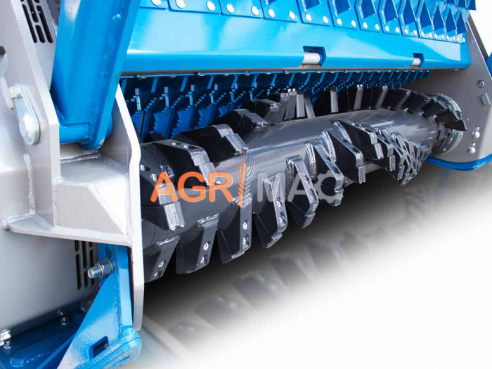 Tocător de Vegetație Heavy-Duty Thoon SHARK 230 [12]