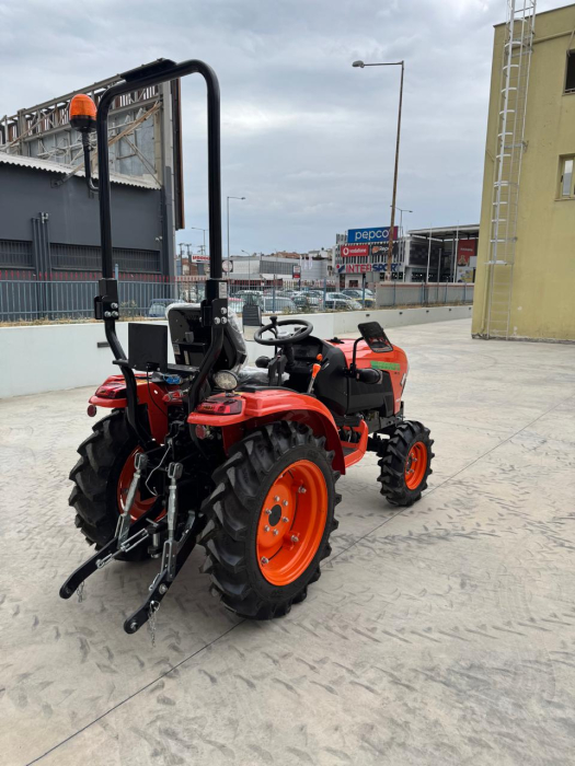 Tractor Hinomoto HM275 – 25 CP, 4×4, transmisie 9+3, PTO 540/980 rpm, motor 3 cilindri diesel [4]