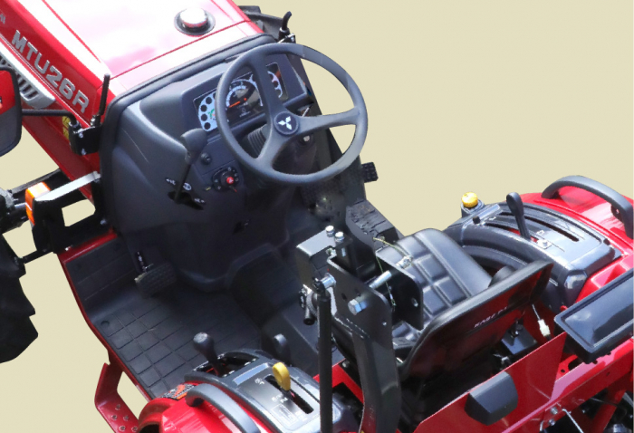 Mitsubishi MTU26RH – Tractor 24.7 CP, PTO față/spate, transmisie HST, roți agricole late [16]