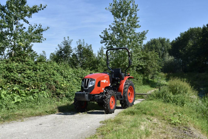Shibaura SB36h – Tractor compact 35 CP, transmisie HST 3 trepte, PTO 540/750, ridicare 1500 kg, direcție asistată [6]