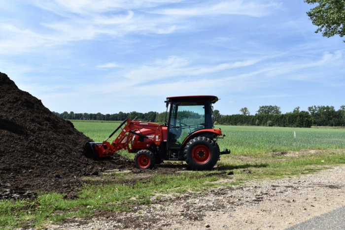 Shibaura SB36hc – Tractor compact 35 CP, cabină A/C, HST 3 game, PTO 540/750, 4 supape hidraulice, 1500 kg ridicare [7]