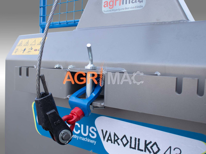 Troliu forestier VAROULKO 43, 4300 kg, cablu 50 m, PTO [10]