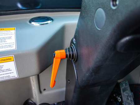 Mini încărcător frontal 50 CP, 1600 kg [13]