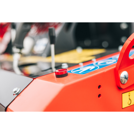 Japa 395 E – linie tăiere-despicare electrică cu motor 10 kW și pană 12,5 tone [21]
