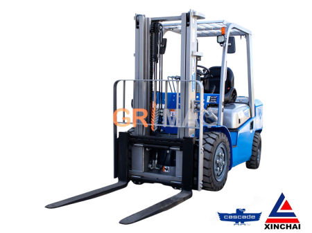 Transpaleti si stivuitoare - Motostivuitor diesel Clark 3.5T Xinchai Stage V cu catarg Triplex 4500 mm și furci 1220 mm