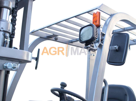 Motostivuitor diesel Clark 3.0T Xinchai Stage V cu catarg Triplex 4500 mm și furci 1220 mm [3]