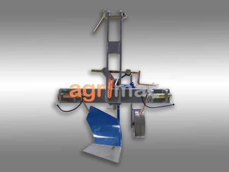 Plug MOA6‑M – Plug monocorp reglabil pentru tractoare 10‑30 CP, cu cuțit frontal detașabil și roată de sprijin [2]