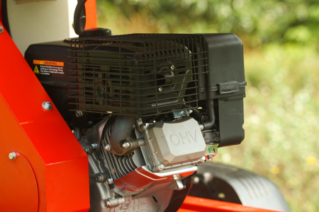 Tocator de crengi pentru lemn de foc cu banda transportoare Arpal AM-120BD-K MAX [21]