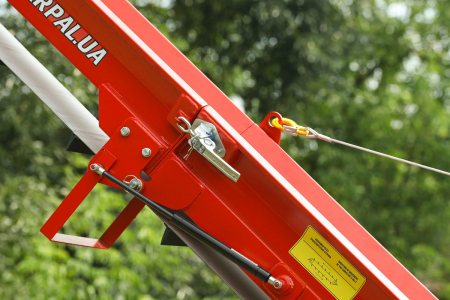 Tocator de crengi pentru lemn de foc cu banda transportoare Arpal AM-120BD-K MAX [14]