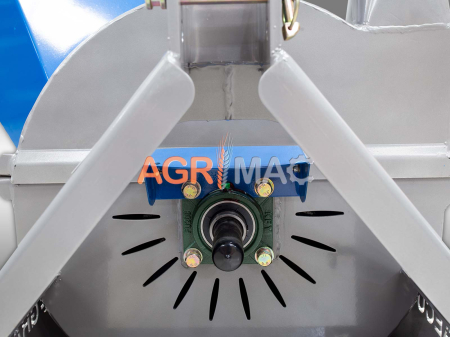 Tocător de crengi Graecus KT10, PTO 15–50 CP, diametru 100 mm [9]