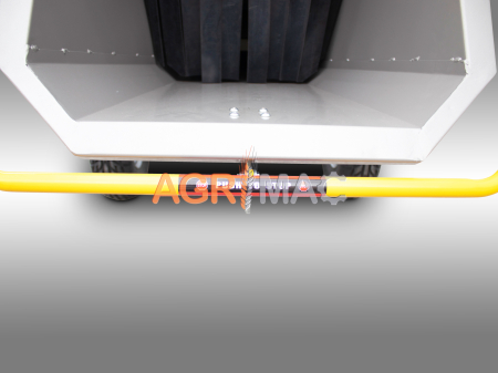 Tocător de crengi KB15, motor Loncin 15 CP, diametru 150 mm [6]