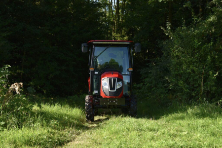 Shibaura SB50hc – Tractor compact 48 CP cu cabină, HST 3 game, PTO 540/750, 4 supape hidraulice, aer condiționat și LED [5]