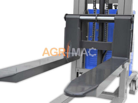 Transpalet semi-electric Clark 1T cu baterie 12V 120Ah și catarg Duplex 3000 mm [3]