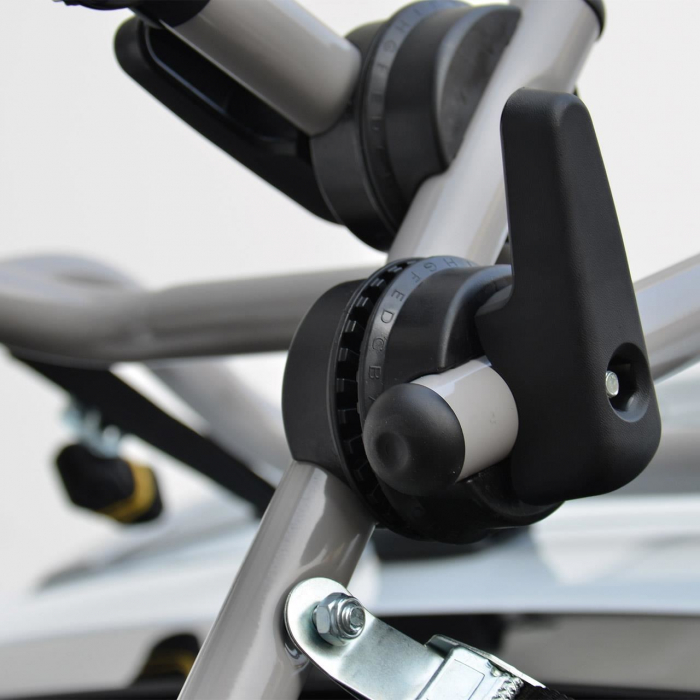 Suport auto pentru 3 biciclete Peruzzo Venezia 388 cu prindere pe haion [7]