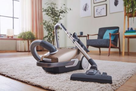 RESIGILAT Aspirator cu sac Beko VCC6480T, 800 W, capacitate 3.5 l, filtru Hepa 13, maro [4]