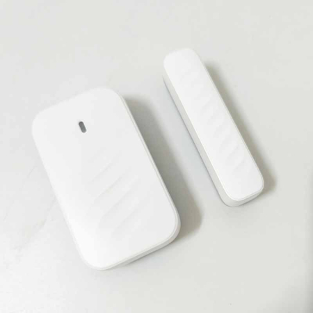 Senzor wireless pentru usi si ferestre, cu alarma si control prin aplicatia TTLock [1]