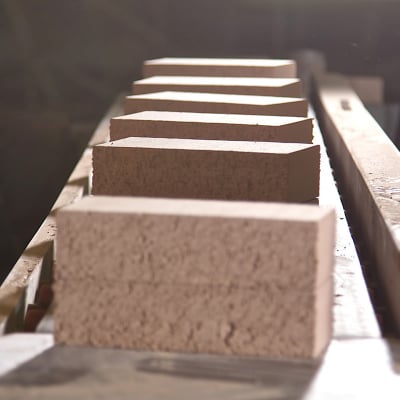 CARAMIDA SAMOTA RADEBURG PENTRU CONSTRUCTIA SOBELOR 250 X 124 X 40 MM [1]