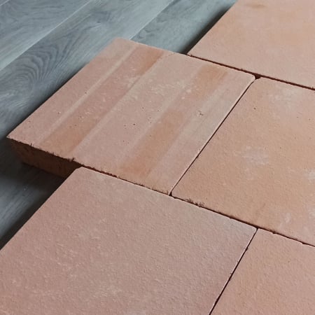 Placi samota Radeburg pentru vatra cuptor, dimensiunile 280 x 280 x 55 mm [3]