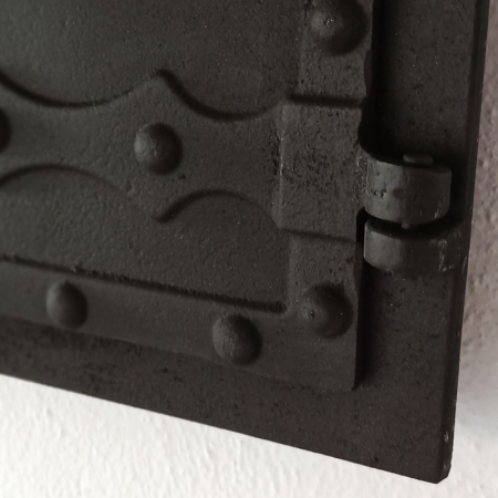Usa cuptor Forjat din fonta cu dimensiunile 355 x 525 mm [4]