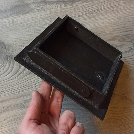 Usa vizitare NERO din fonta pentru sobe zidarie - 17 x 17 cm [4]