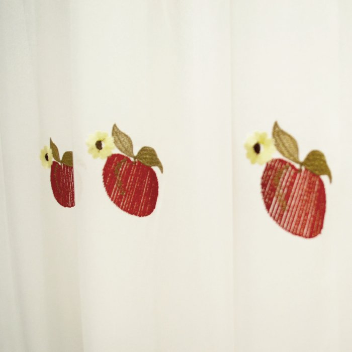 Perdea Velaria in cos cu mere [5]