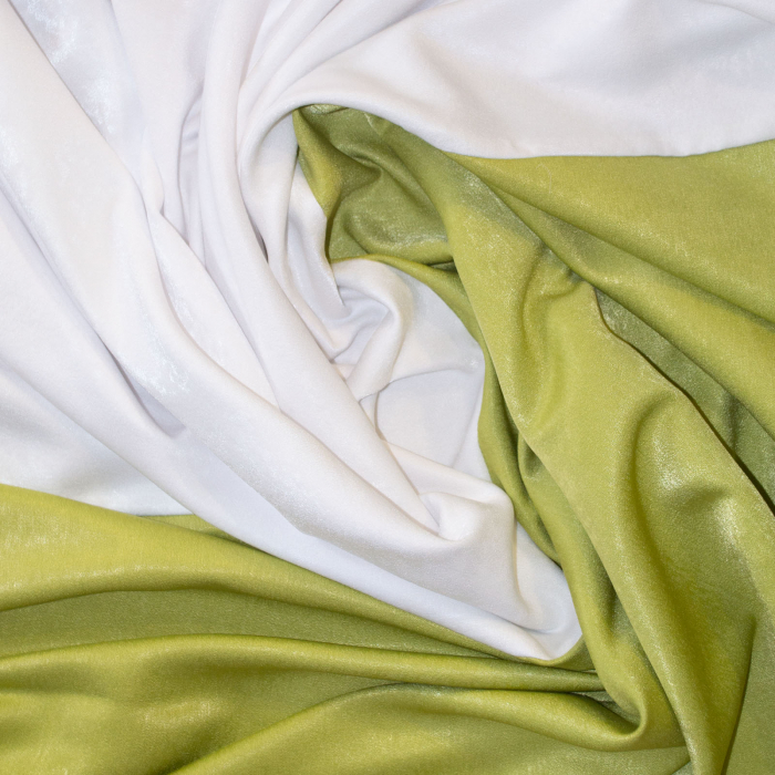 Set draperii soft alb cu parte verde, 2x140x250 cm [2]