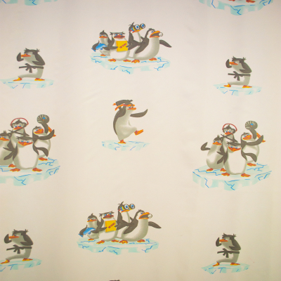 Perdea Velaria voal cu pinguini 170x245 cm [1]