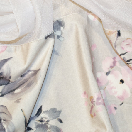 Perdea Velaria in alb cu bata florala, 330x150 cm [1]