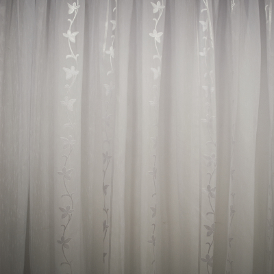 Perdele sable cu flori albe 520x245 cm [3]