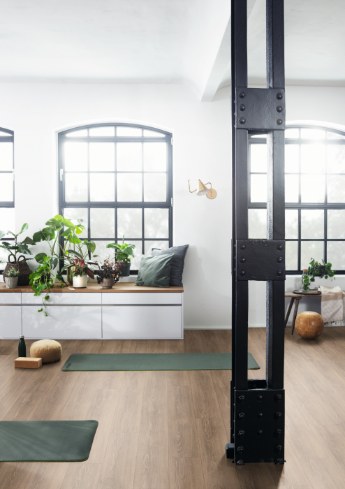 Parchet laminat, Egger, EL2163 Stejar Newport maro, 8 mm, 4V, Live Natural 1 [2]