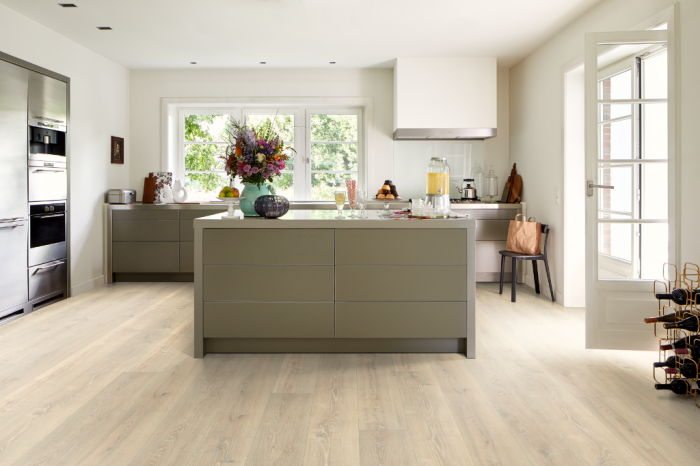 Parchet laminat, Egger, EL2988 Stejar Luena bej nisip, 10 mm, 4V, AQ24, Be Simplistic 2 [2]