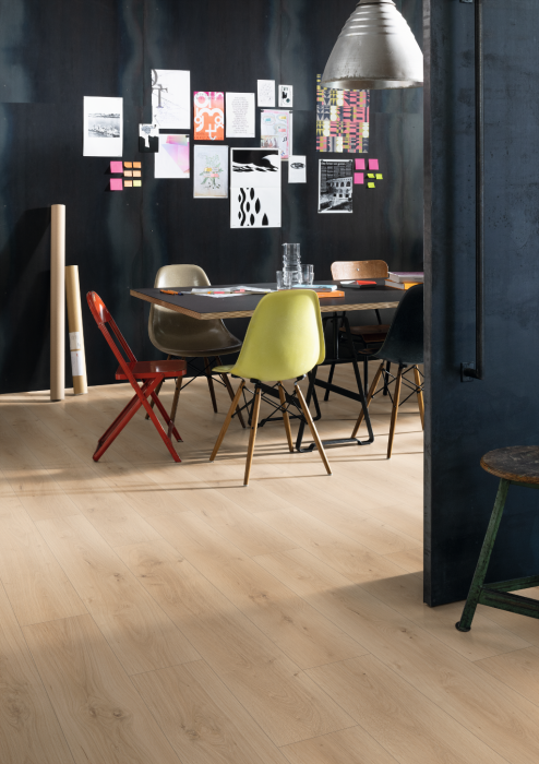 Parchet laminat, Egger, EL2113 Stejar Pinot nisip, 10 mm, 4V, AQ24, Be Simplistic 1 [2]