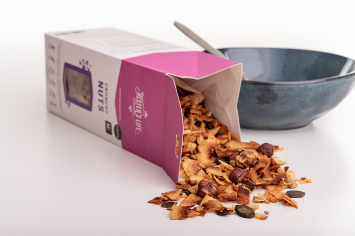 Crunchy Nuts Granola fara cereale, cu seminte, cocos si curmale fara zahar adaugat si fara gluten 320g